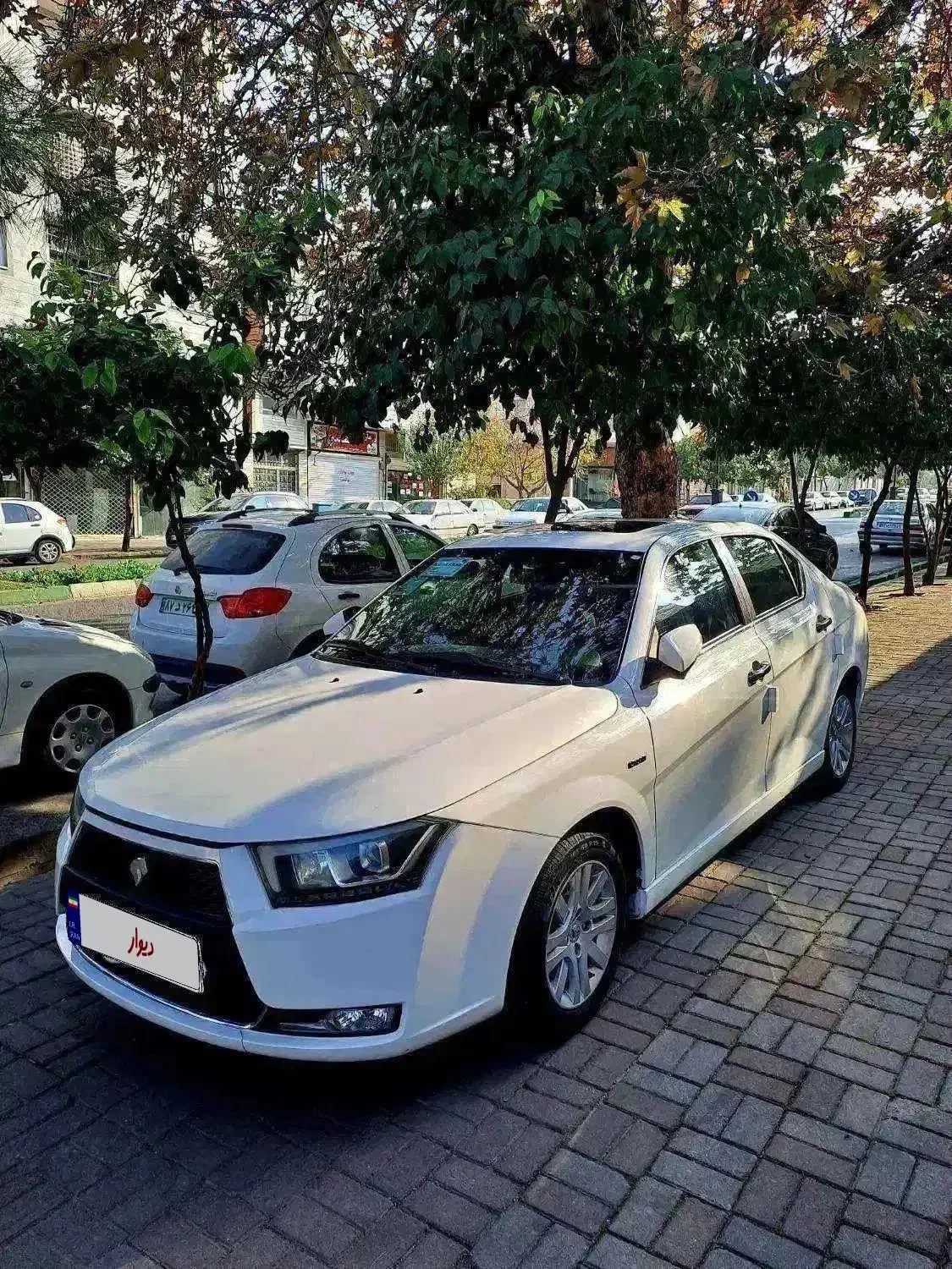 دنا پلاس فول سانروف دار|خودرو سواری و وانت|گرگان, |دیوار