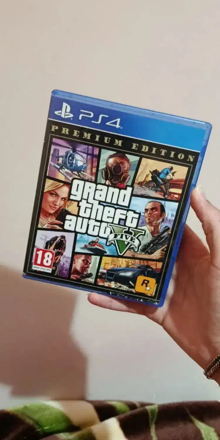 دیسک gta v برای ps4|کنسول، بازی ویدئویی و آنلاین|کرج, شهرک جهان‌نما|دیوار