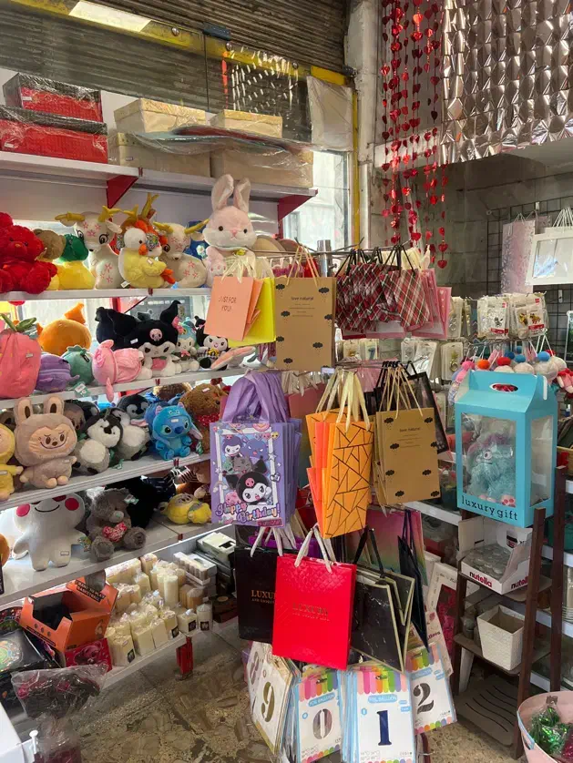 بادکنک و لوازم تولد(کلی)|عمدهفروشی|تهران, هفت چنار|دیوار