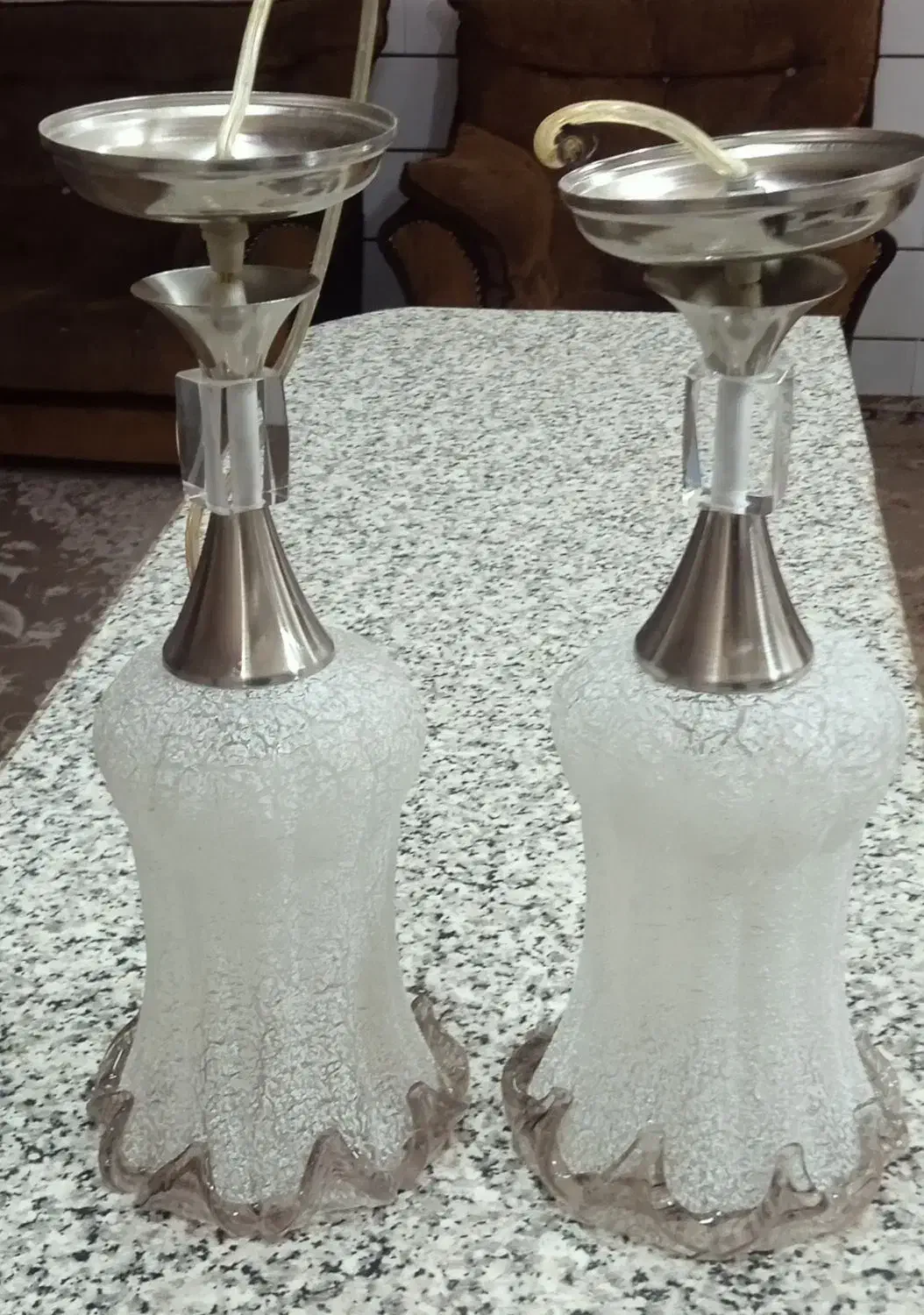 لوستر تک شاخه( جفت)|لوستر و چراغ آویز|اصفهان, ناصرخسرو|دیوار