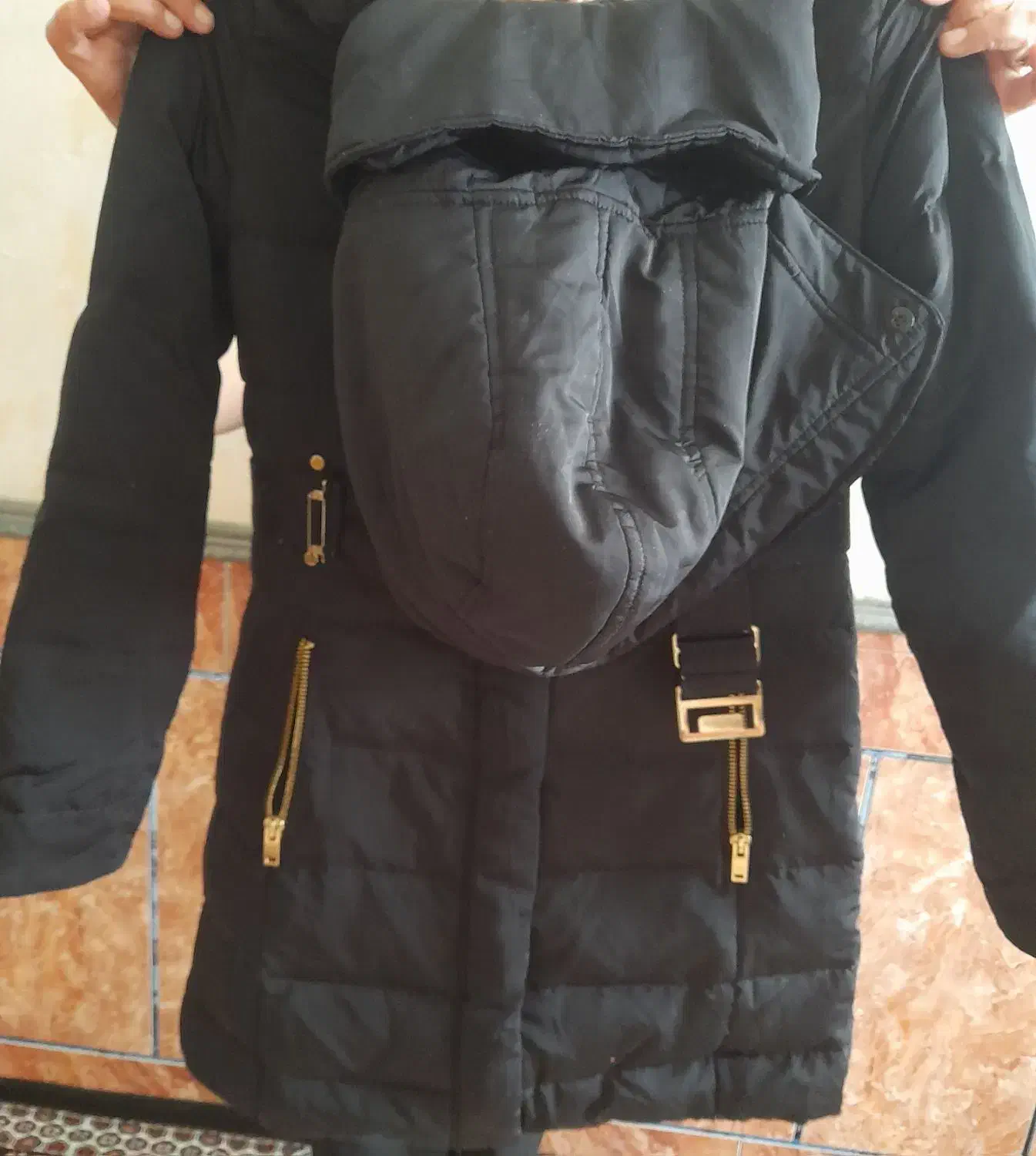 کاپشن مشکی|لباس|ایذه, |دیوار