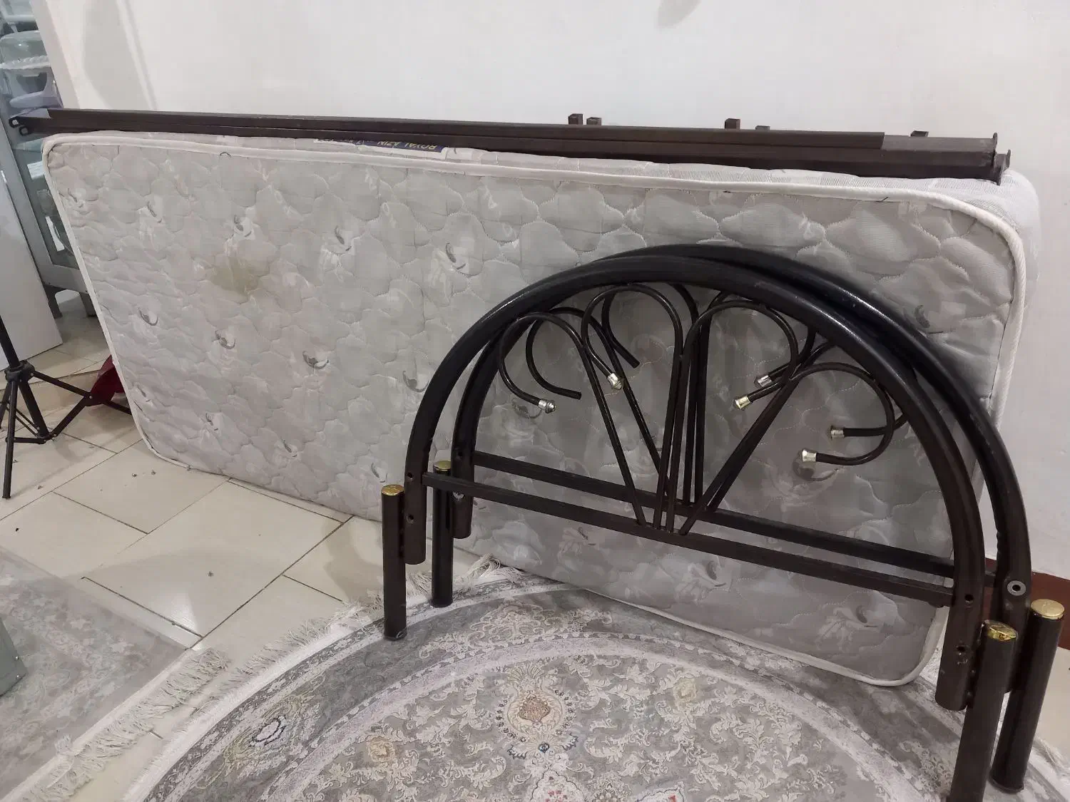 تخت خواب یک نفره با تشک رویال|تخت و سرویس خواب|محمدیه-قزوین, |دیوار