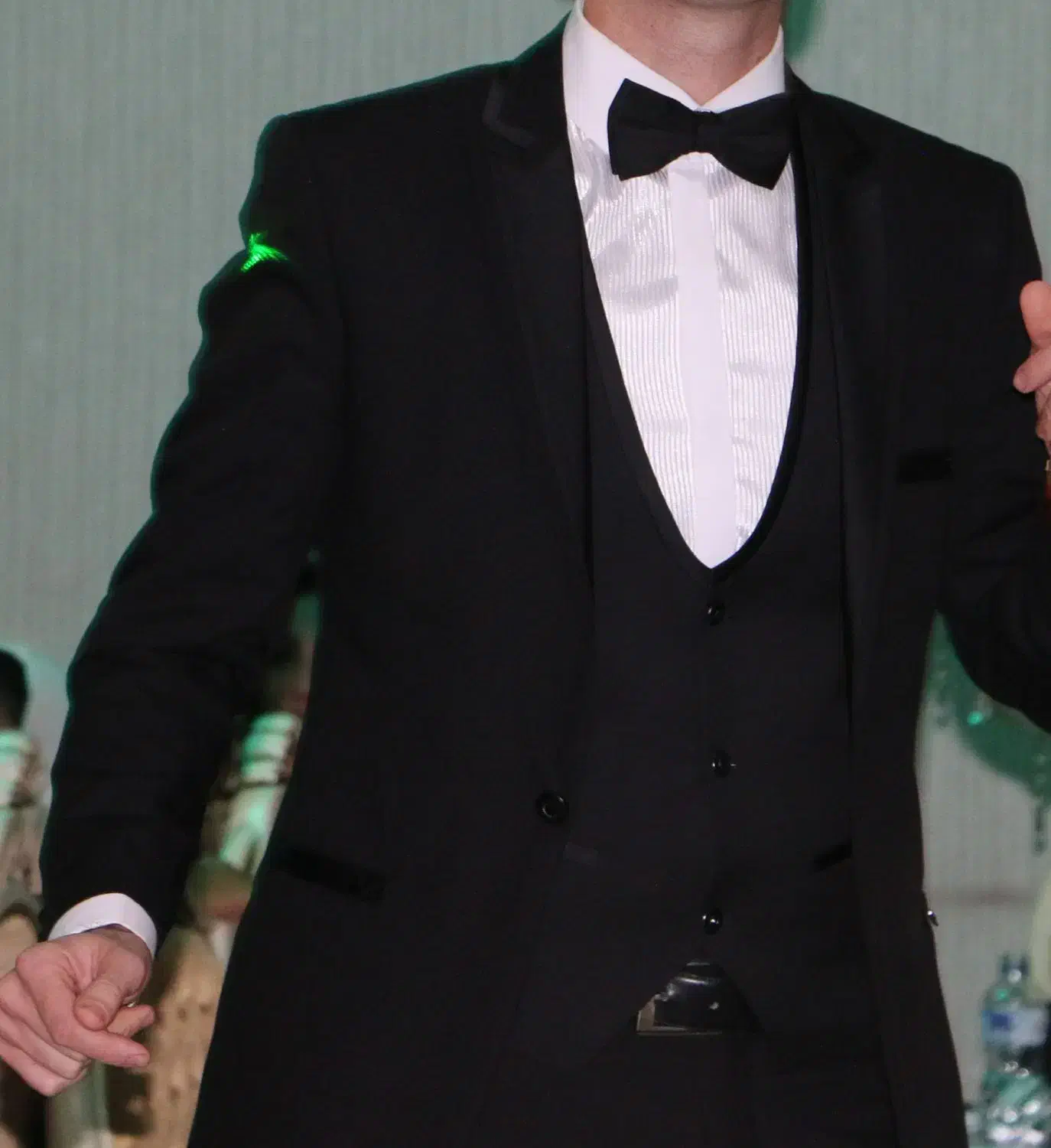 کت شلوار مجلسی|لباس|رشت, جهاد|دیوار