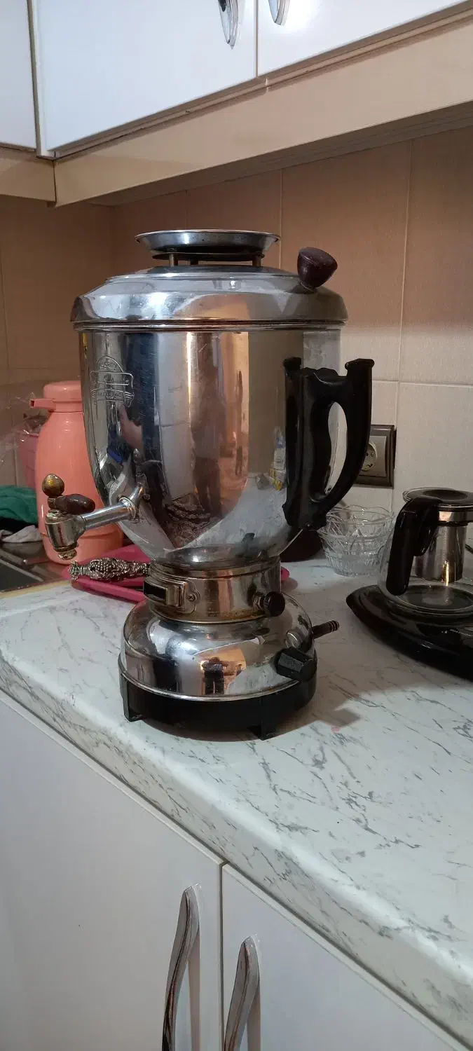 سماور گازی ۴ لیتری|سماور، چای‌ساز، قهوه‌ساز|همدان, |دیوار