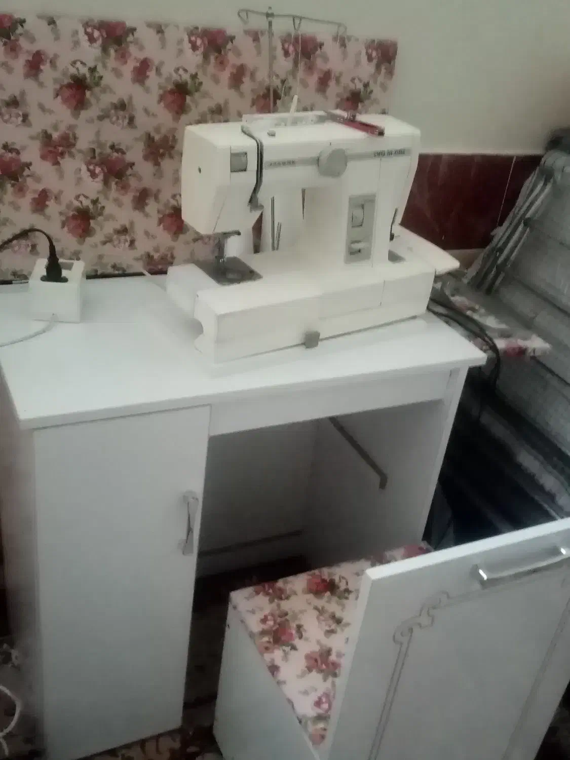 چرخ ژانومه دوکله|چرخ خیاطی و ریسندگی|یزد, |دیوار