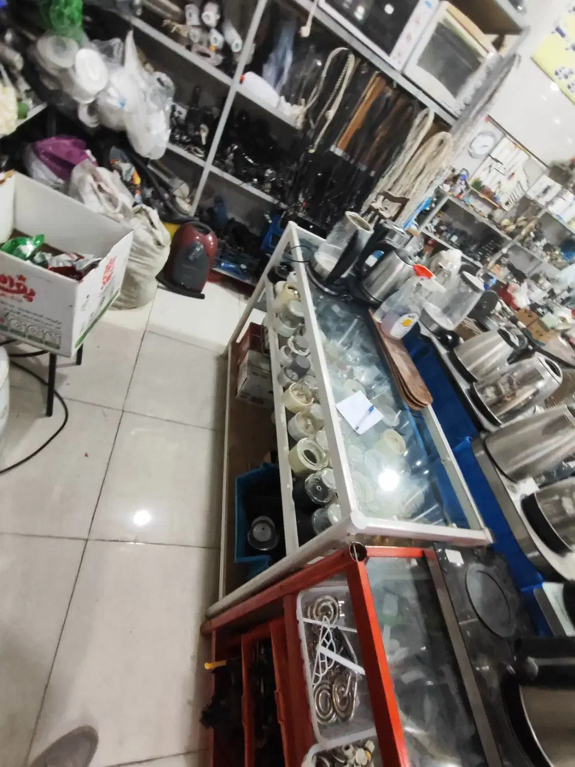 واگذاری تعمیرات لوازم خانگی|اجارهٔ مغازه و غرفه|قم, علی آباد|دیوار