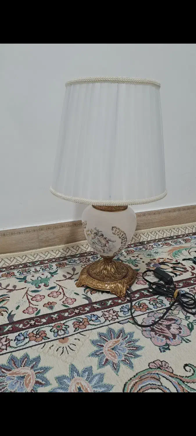 آباژور رومیزی|چراغ خواب و آباژور|قرچک, محمد آباد|دیوار