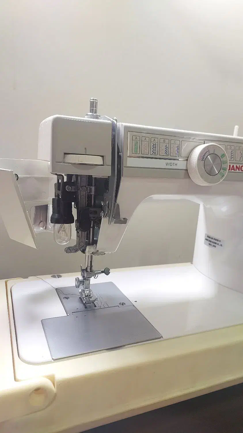 چرخ خیاطی ژانومه|چرخ خیاطی و ریسندگی|پاکدشت, پاکدشت (مامازند)|دیوار