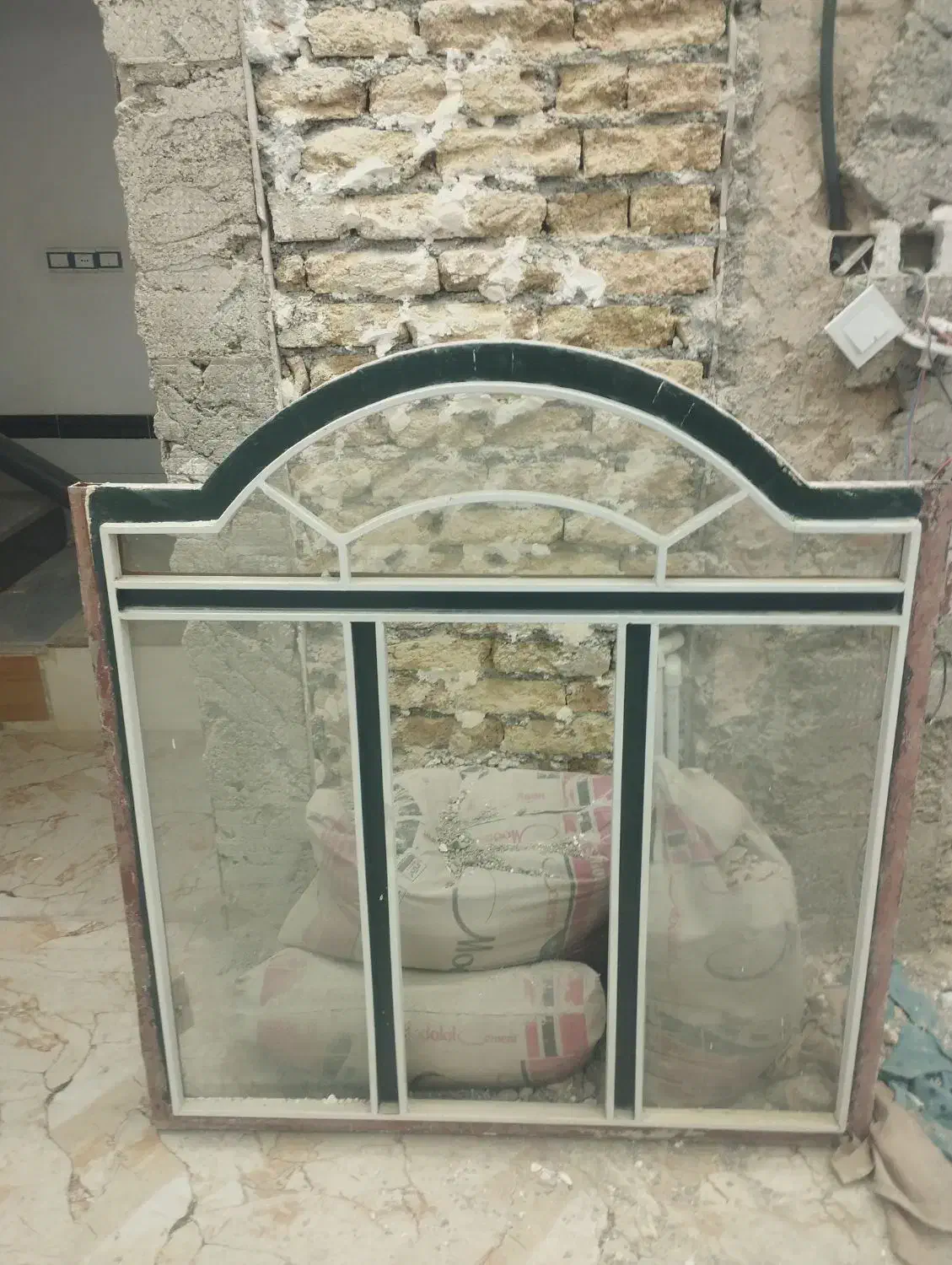 درب و پنجره|مصالح و تجهیزات ساختمان|سنندج, |دیوار