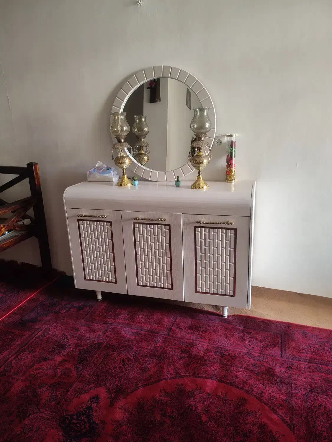 اینه وکنسول ومیزتی وی ست|میز تلویزیون|کرمانشاه, |دیوار