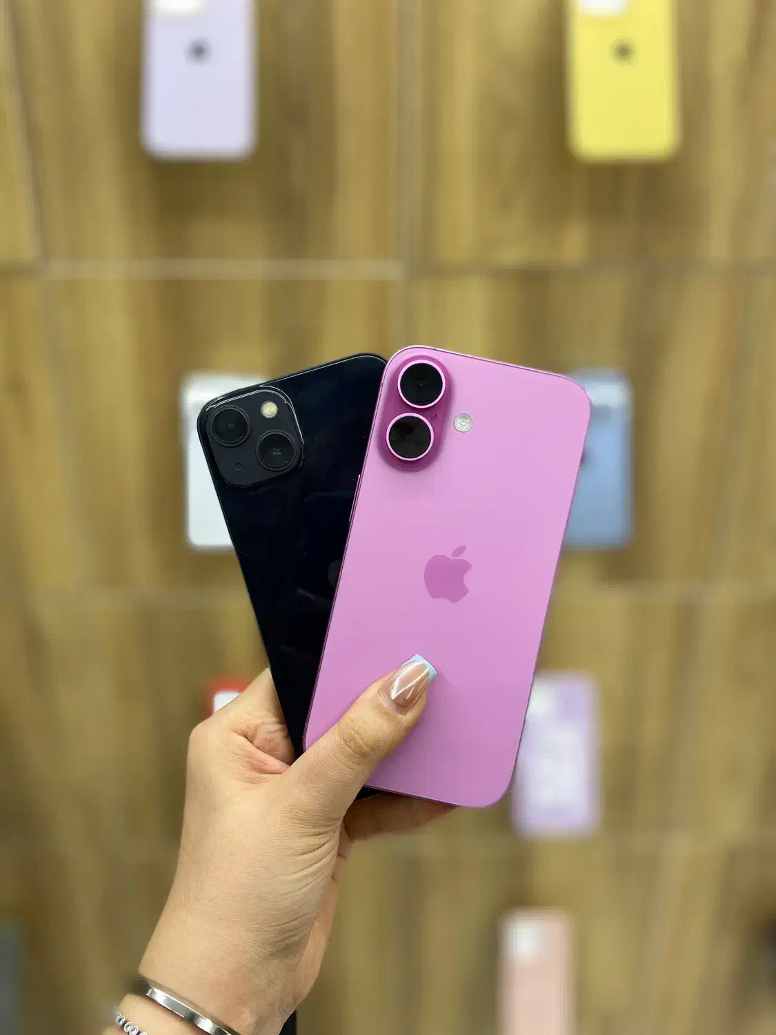 اپل iPhone 16 (بدون چک و ضامن)|موبایل|قم, شهرک قدس|دیوار
