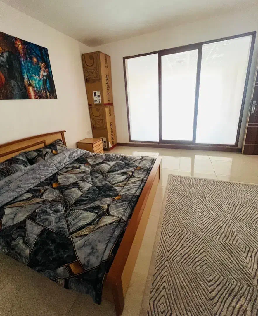 چند دست روتختی|رختخواب، بالش، پتو|چهارباغ, |دیوار