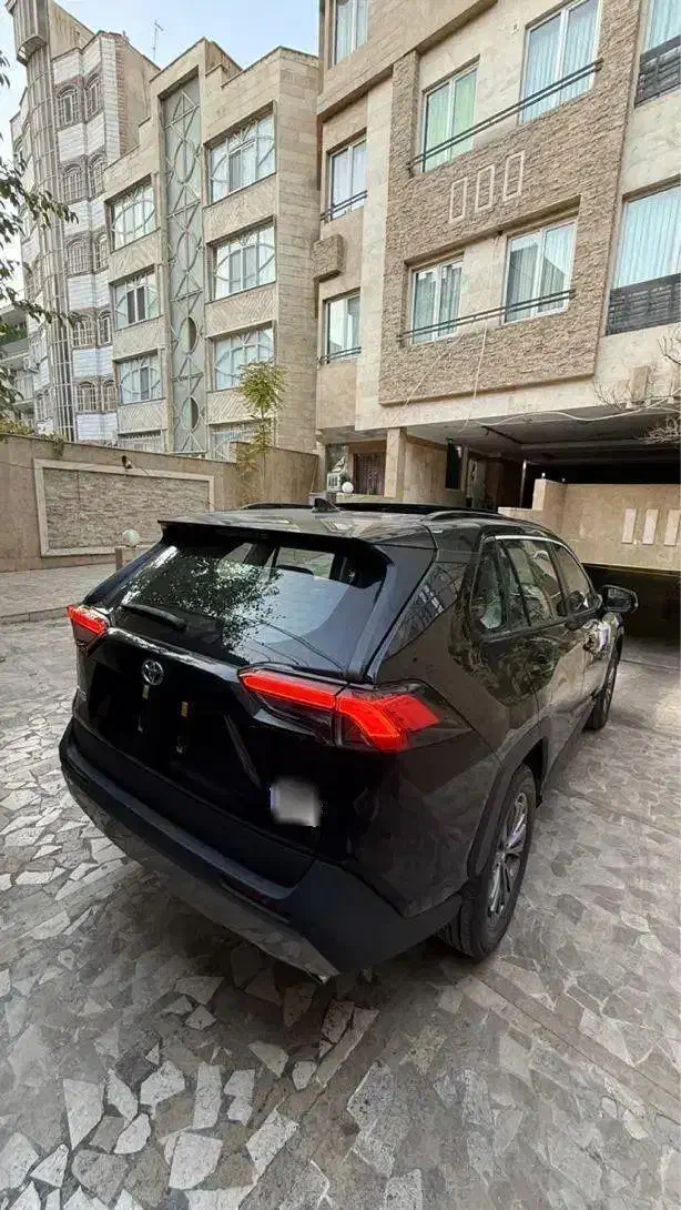 تویوتا راوفور ۲۰۲۵ هیبرید ۲۵۰۰سی سی مشکی تک دف چین|خودرو سواری و وانت|تهران, فاطمی|دیوار