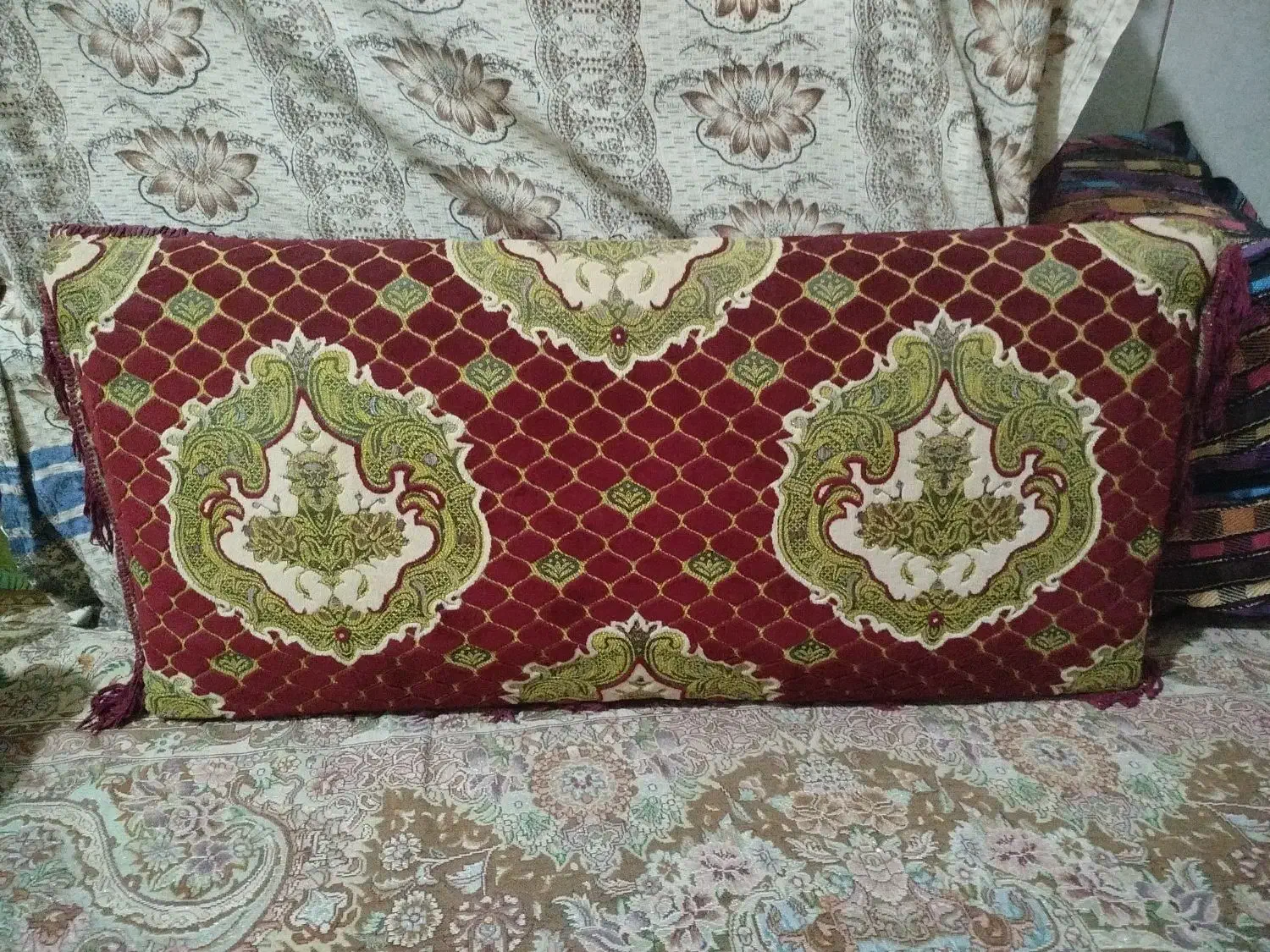 پشتی|پشتی|سراوان, |دیوار