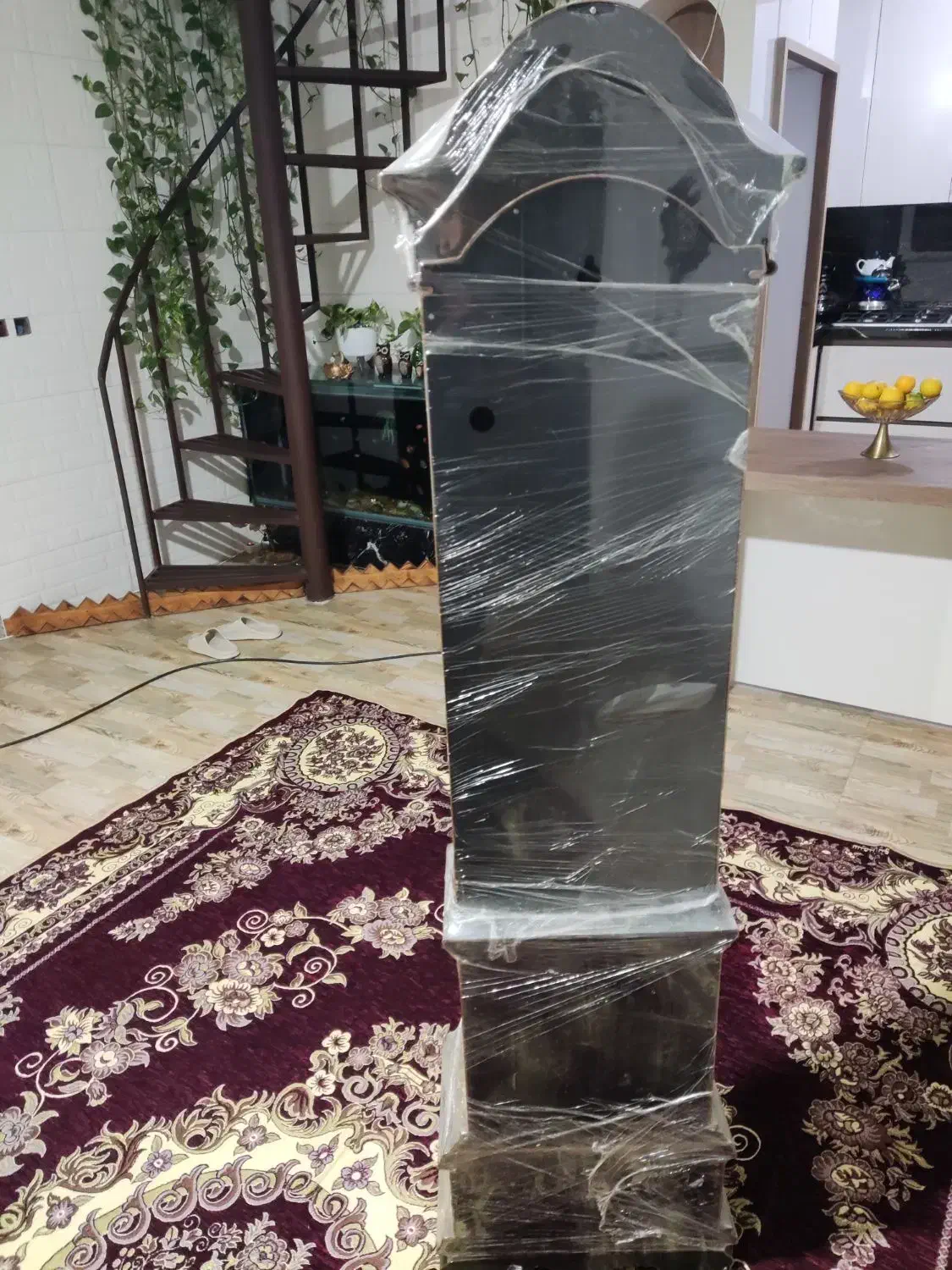 ساعت چوبی ایستاده کمدی|مبلمان خانگی و میز عسلی|آستانه اشرفیه, |دیوار