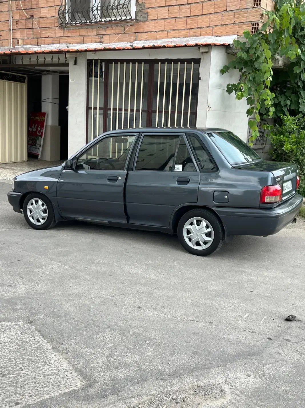 پراید مدل ۸۱ ذغالی متالیک|خودرو سواری و وانت|فردیس, داوری|دیوار