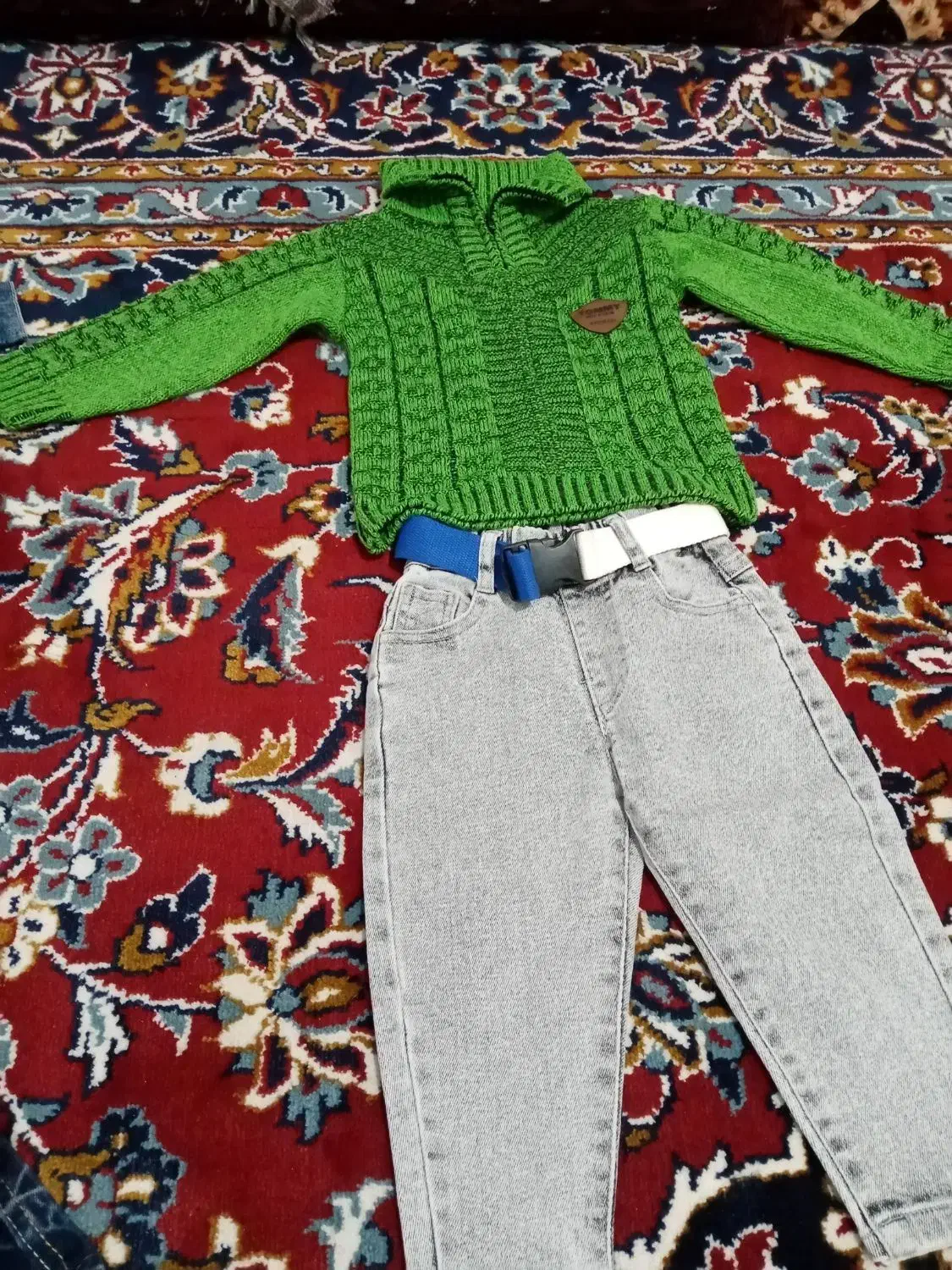 مقداری لباس بچه گانه درحد نو|کفش و لباس بچه|بیرجند, |دیوار