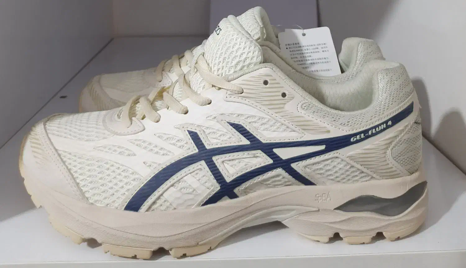 کتانی اسیکس اورجینال|کیف، کفش، کمربند|کرج, حصارک پایین|دیوار