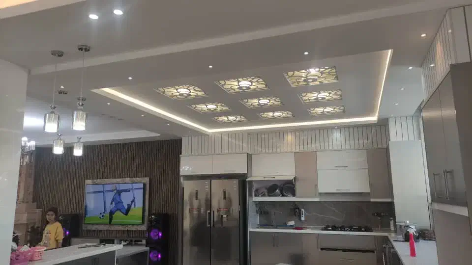 نقاشی ساختمان کناف در و پنجره بصورت حرفه ای|خدمات پیشه و مهارت|صدرا-فارس, فاز ۱|دیوار