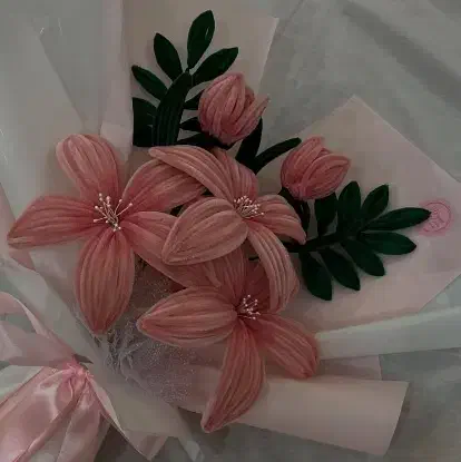 با هدیه گل خوشحالش کن|گل مصنوعی|نجفآباد, کهریزسنگ|دیوار