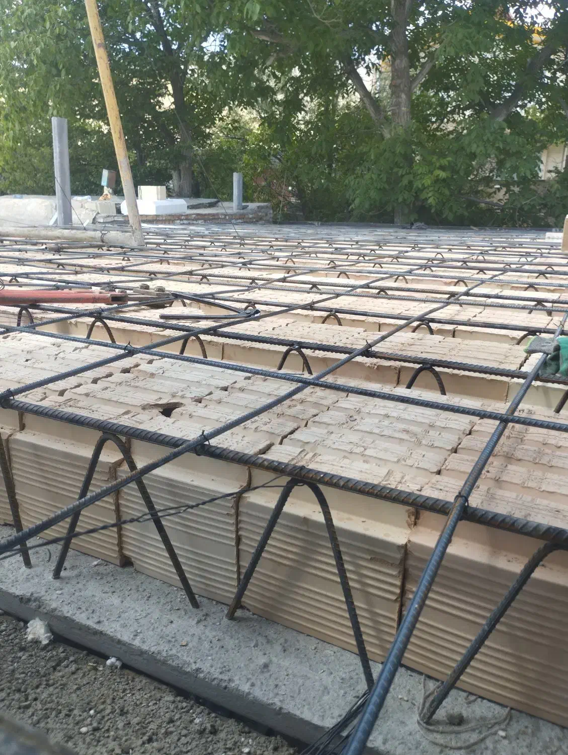 تیرچه زنی وپیمانکاری صفر تا صد سقف|خدمات پیشه و مهارت|مرند, |دیوار