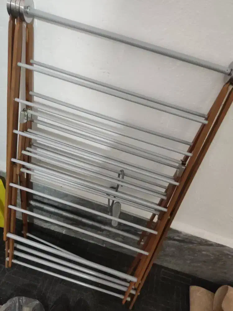 رخت آویز|بندرخت و رخت‌آویز|پاکدشت, پاکدشت (مامازند)|دیوار