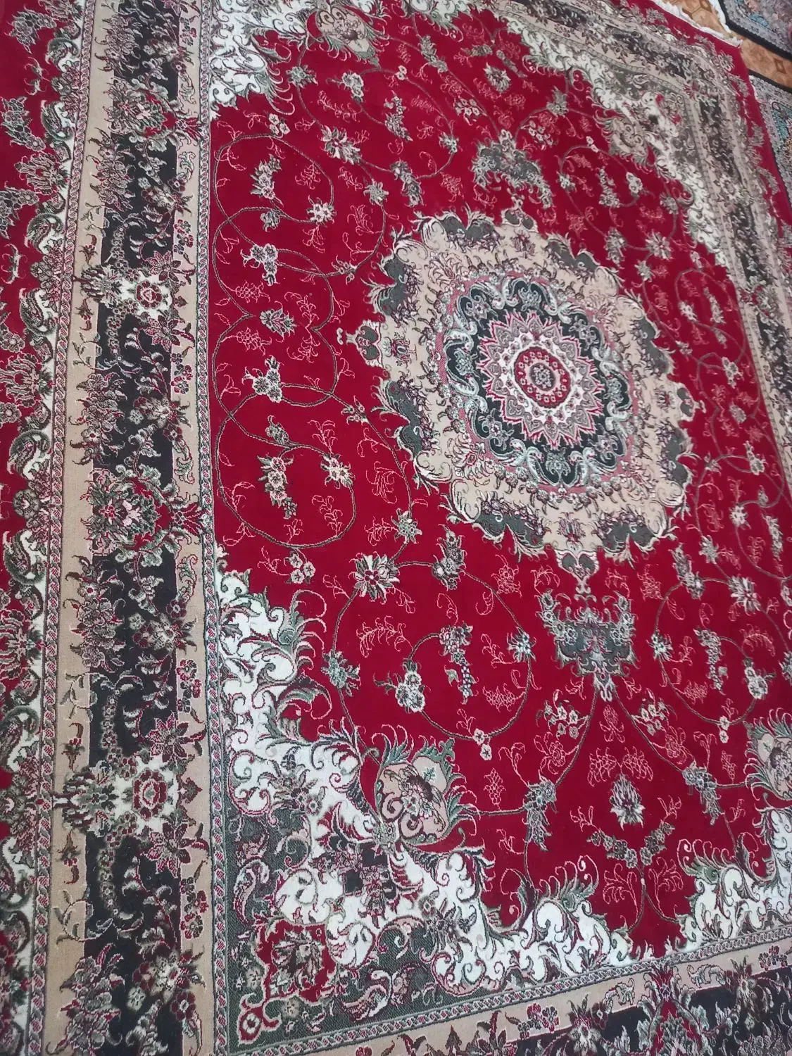 فرش سالم ودرحدنو|فرش|سراب, |دیوار