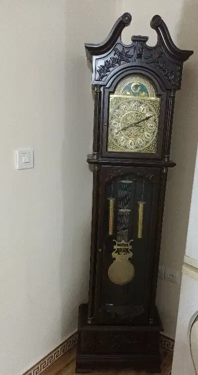 ساعت ایستاده در حد نو|ساعت دیواری و تزئینی|محمدشهر, جعفرآباد|دیوار