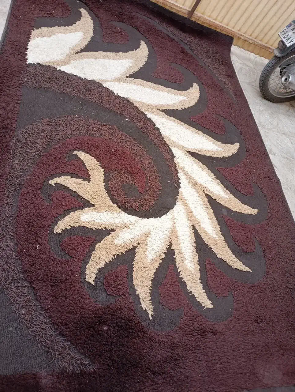 فرشینه|فرش|اصفهان, دارک|دیوار