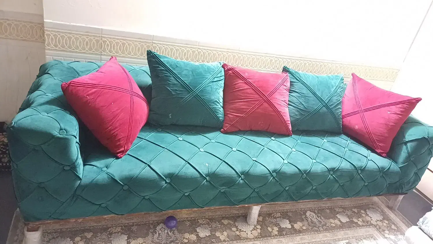 مبل ۸ نفره چستر|مبلمان خانگی و میز عسلی|گلبهار, شهر جدید گلبهار|دیوار