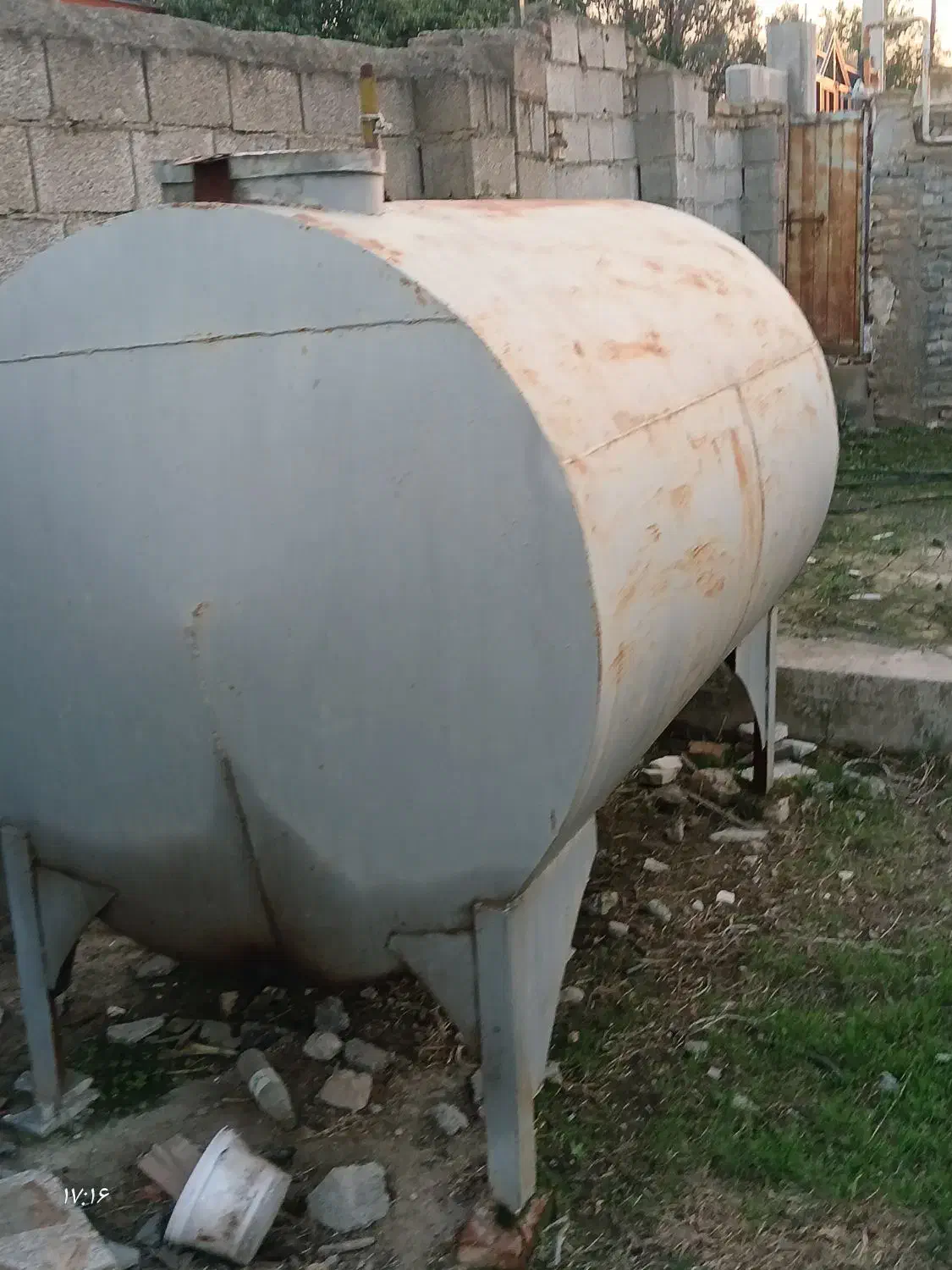 تانکر گازوئیل ورق زخیم ۲،۵|مصالح و تجهیزات ساختمان|سیمین شهر, |دیوار