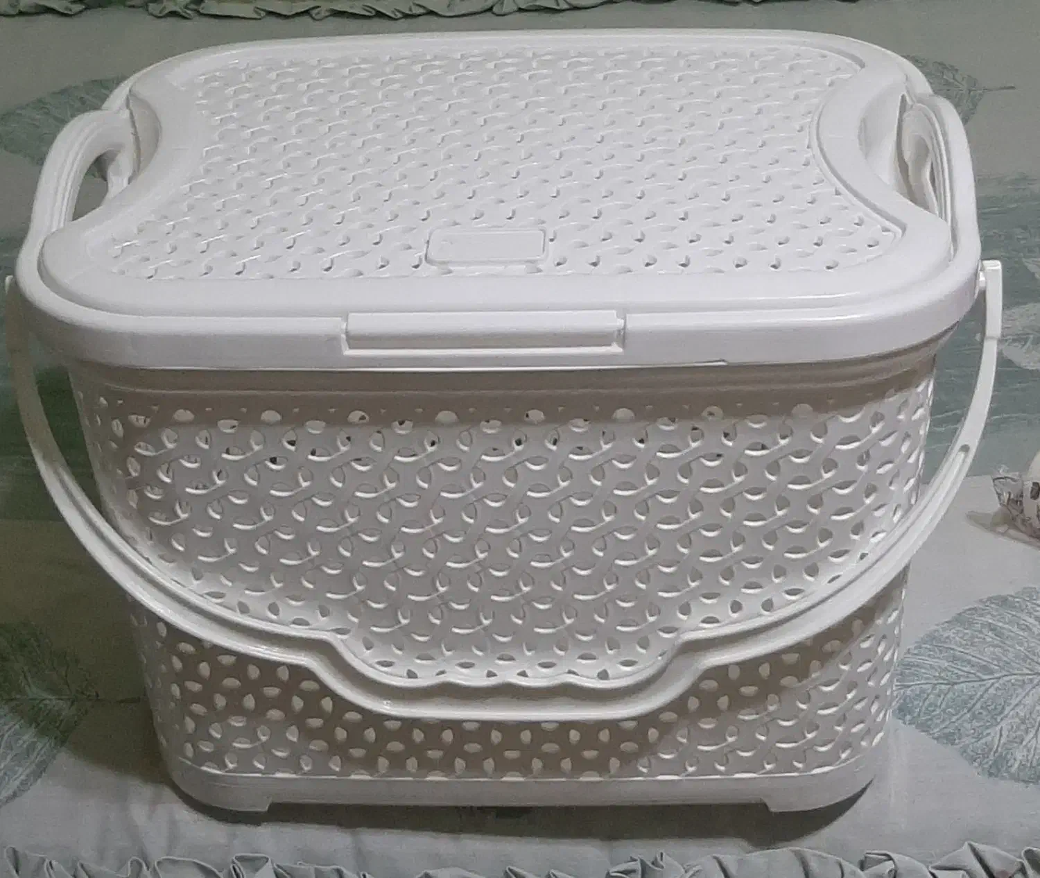 سبد مسافرتی|ظروف نگهدارنده، پلاستیکی، یک‌بارمصرف|رشت, پارک شهر|دیوار