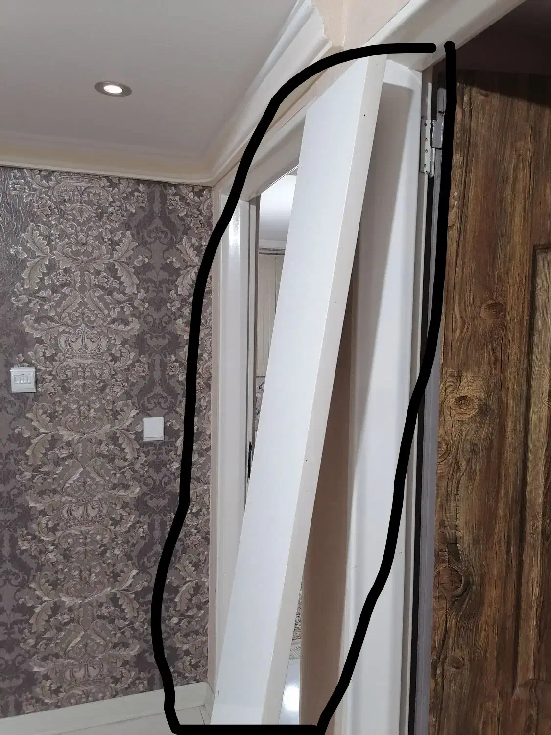 دکور کنار میز|کتابخانه، شلف، قفسههای دیواری|شیراز, فضلآباد|دیوار