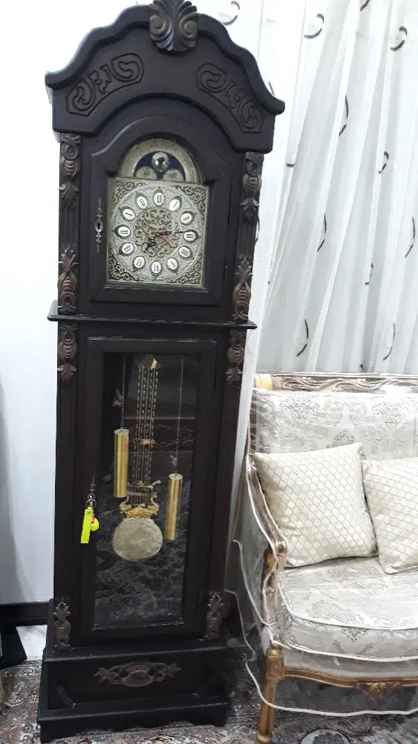 ساعت ایستاده در حد نو|ساعت دیواری و تزئینی|تهران, امانیه|دیوار