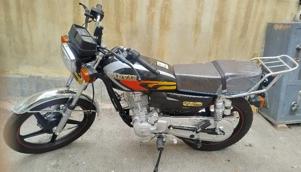 پرواز 200 مدل ۱۴۰۴ + یکسال بیمه و گارانتی|موتورسیکلت|داران, |دیوار