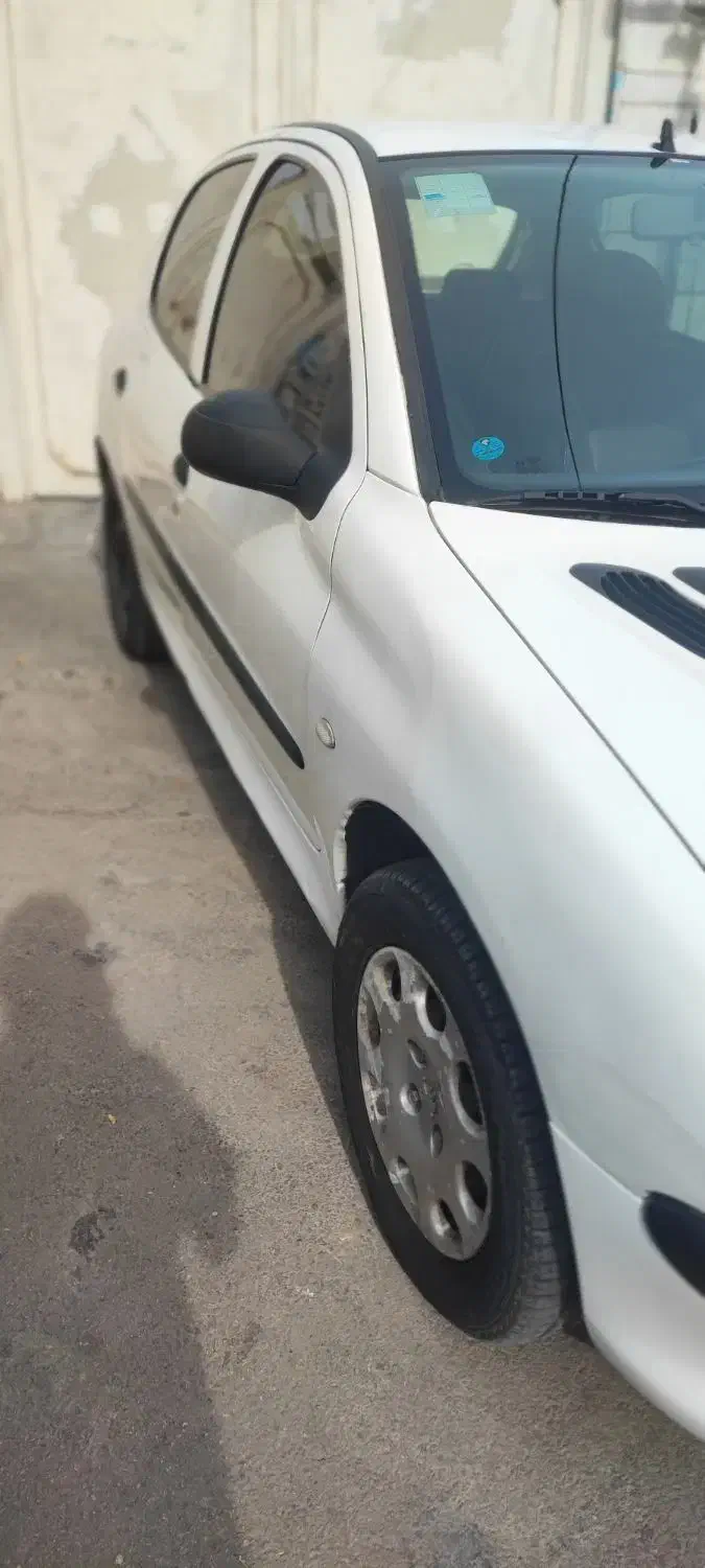 206 تیپ 2 مدل ۹۷|خودرو سواری و وانت|شیراز, ریاستی|دیوار