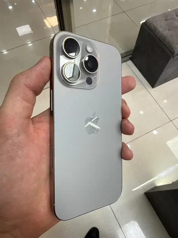 ۱۶ پرو|موبایل|اصفهان, مفتح|دیوار