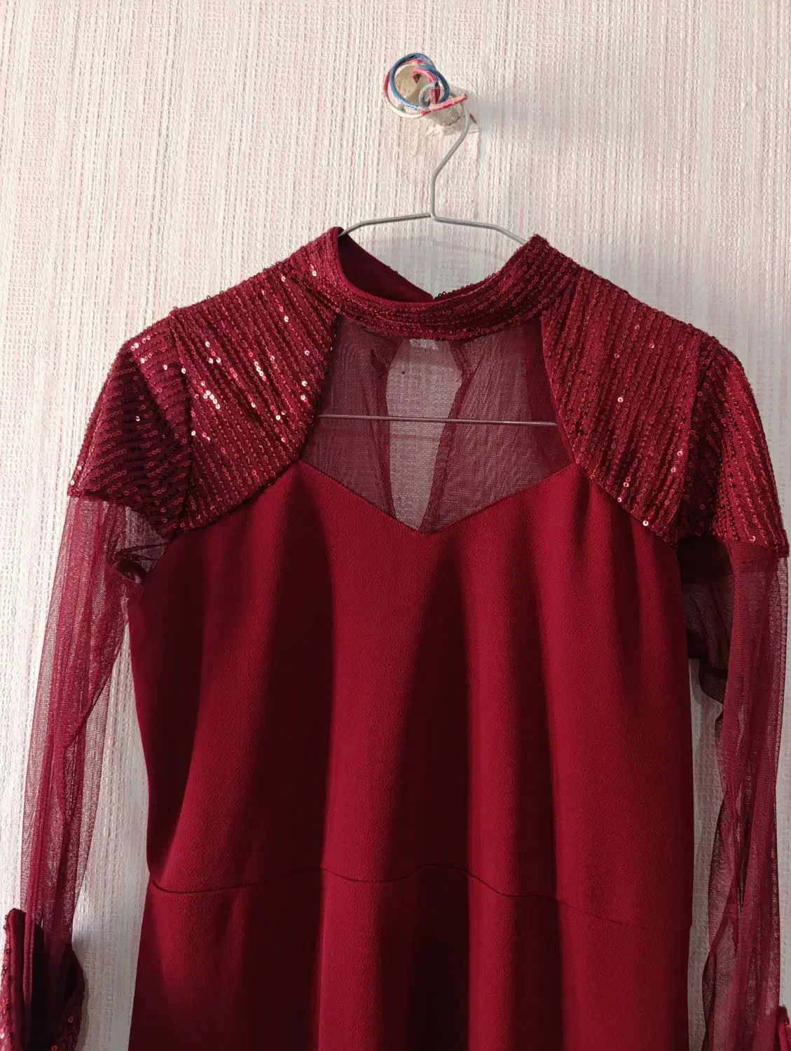 لباس مجلسی بلند|لباس|مهاجران, |دیوار