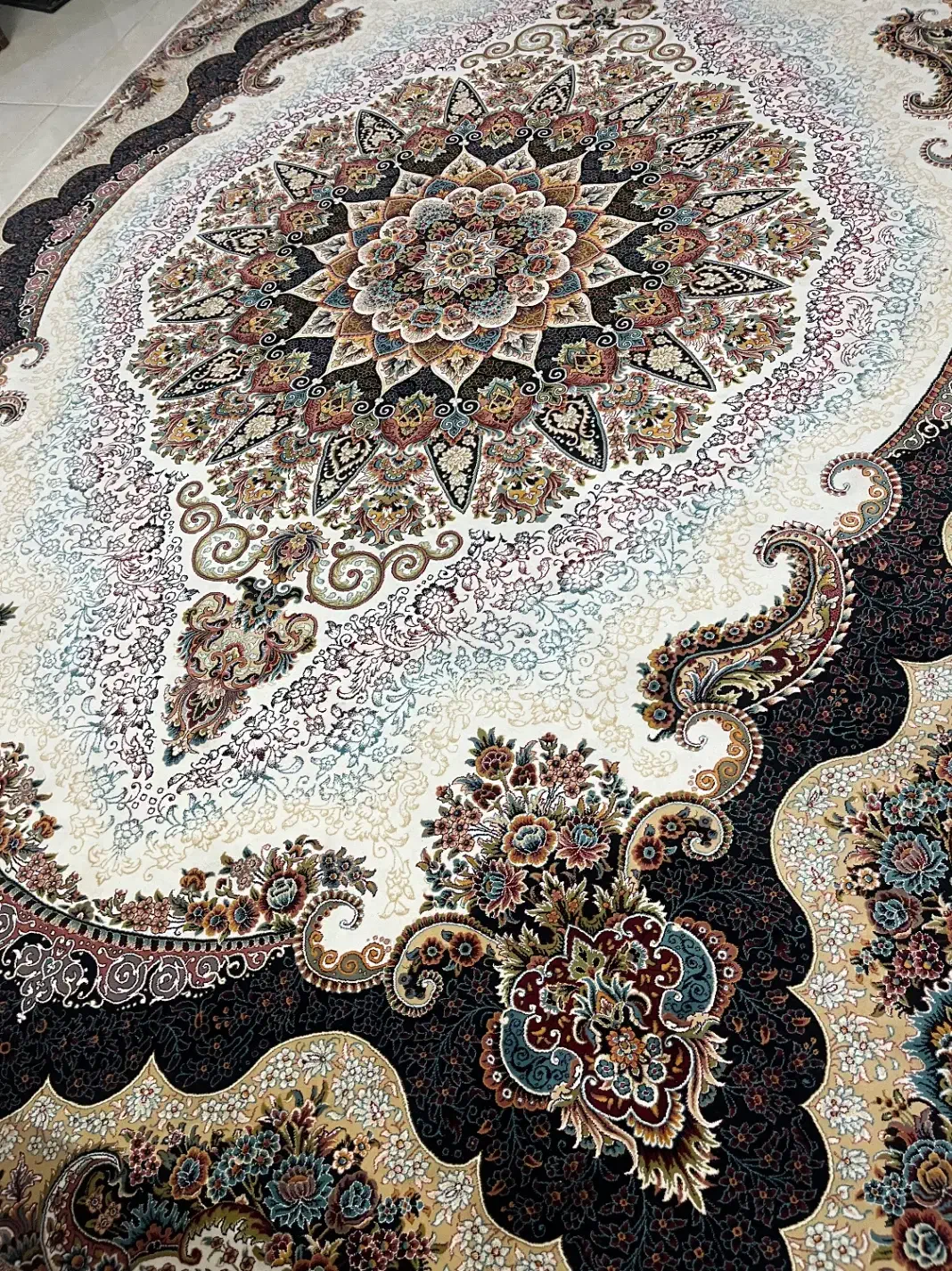 فرش ۹ متری|فرش|رباطکریم, رباطکریم|دیوار