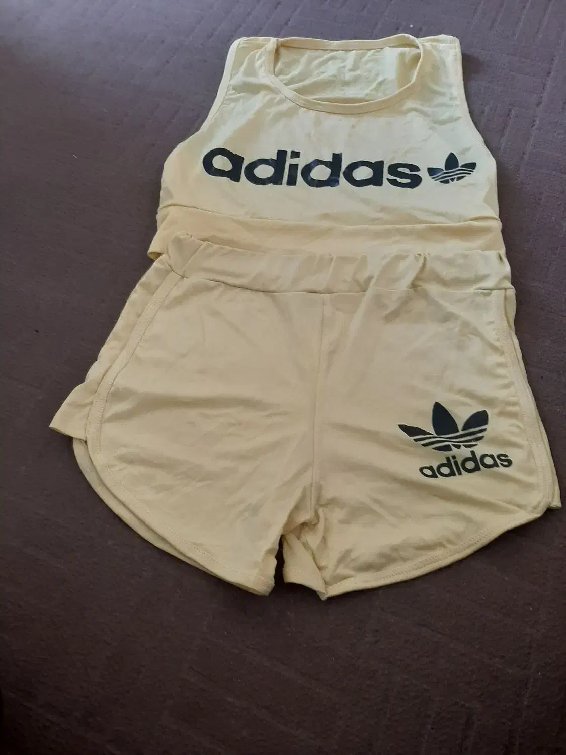 جوراب ساق دستکش|لباس|فردیس, فردیس|دیوار