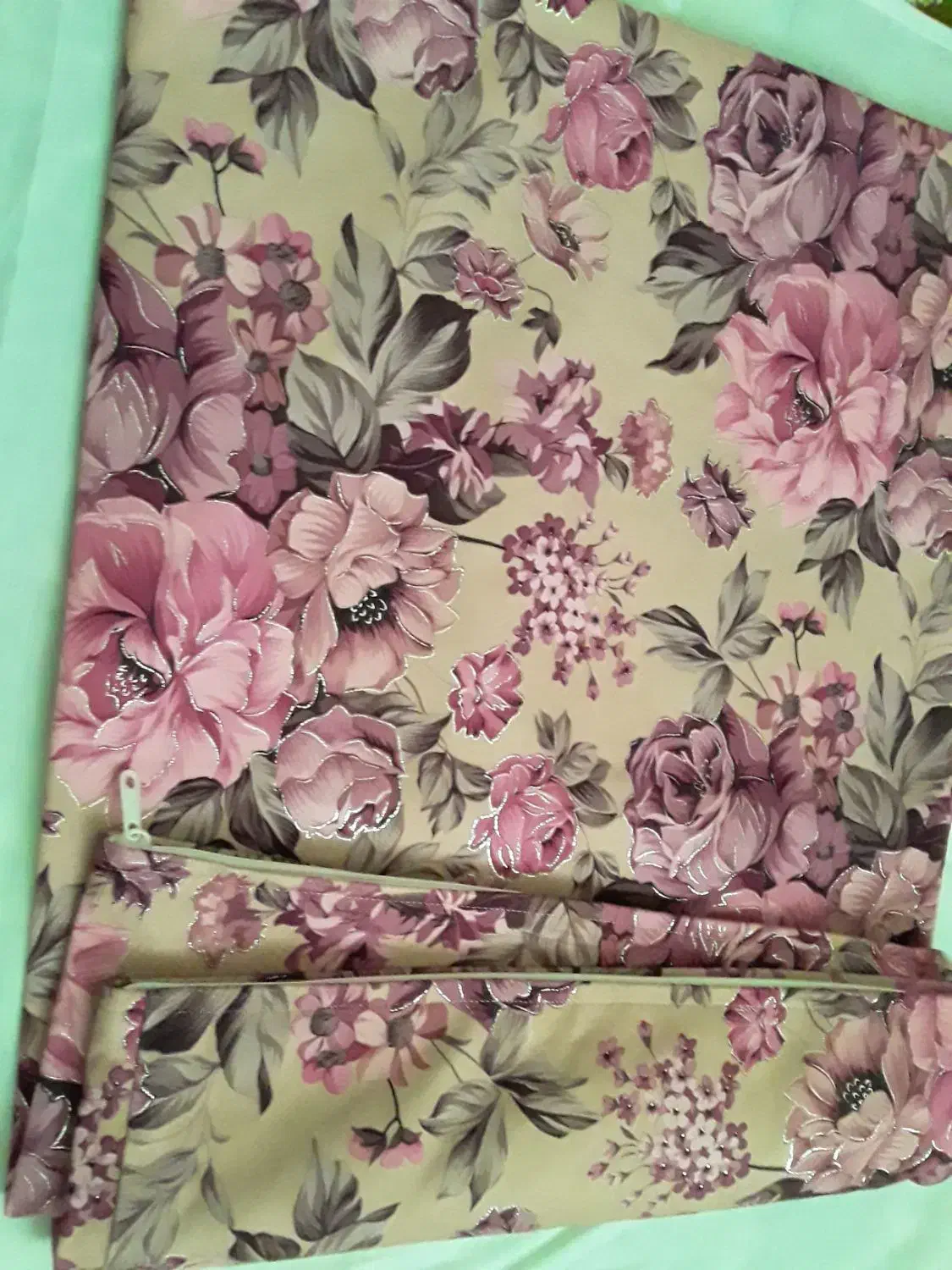 روبالشتی|رختخواب، بالش، پتو|اراک, |دیوار