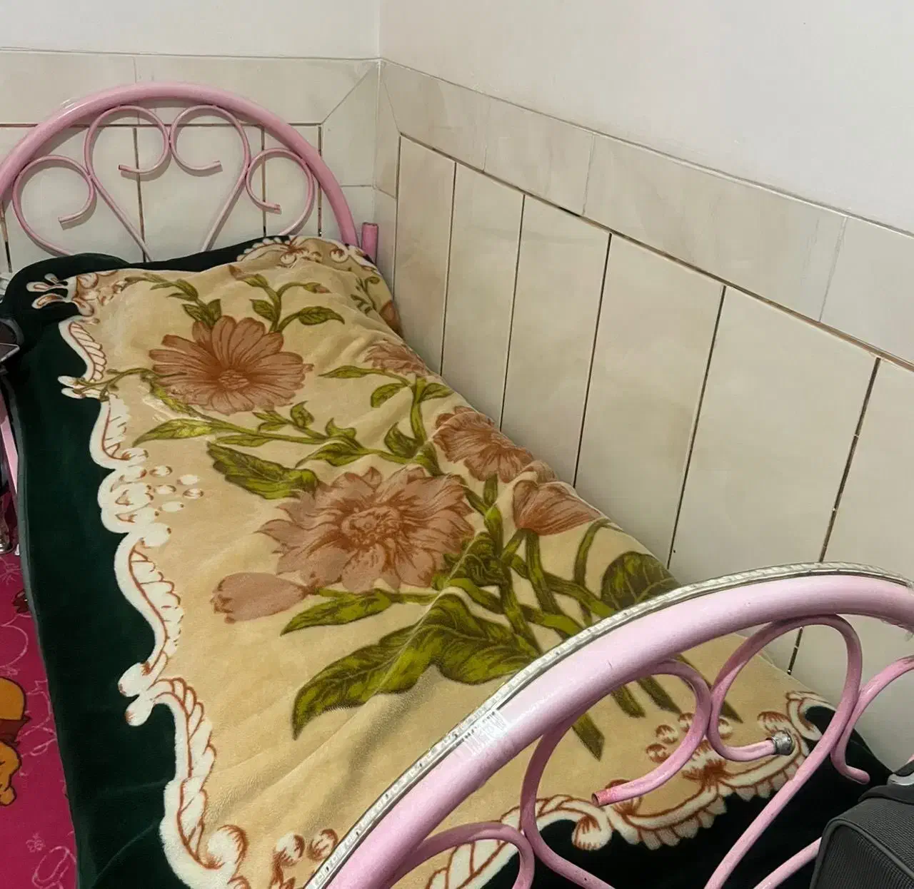 تخت خواب|تخت و سرویس خواب|مرودشت, فاز دوم شهرک فرهنگیان|دیوار