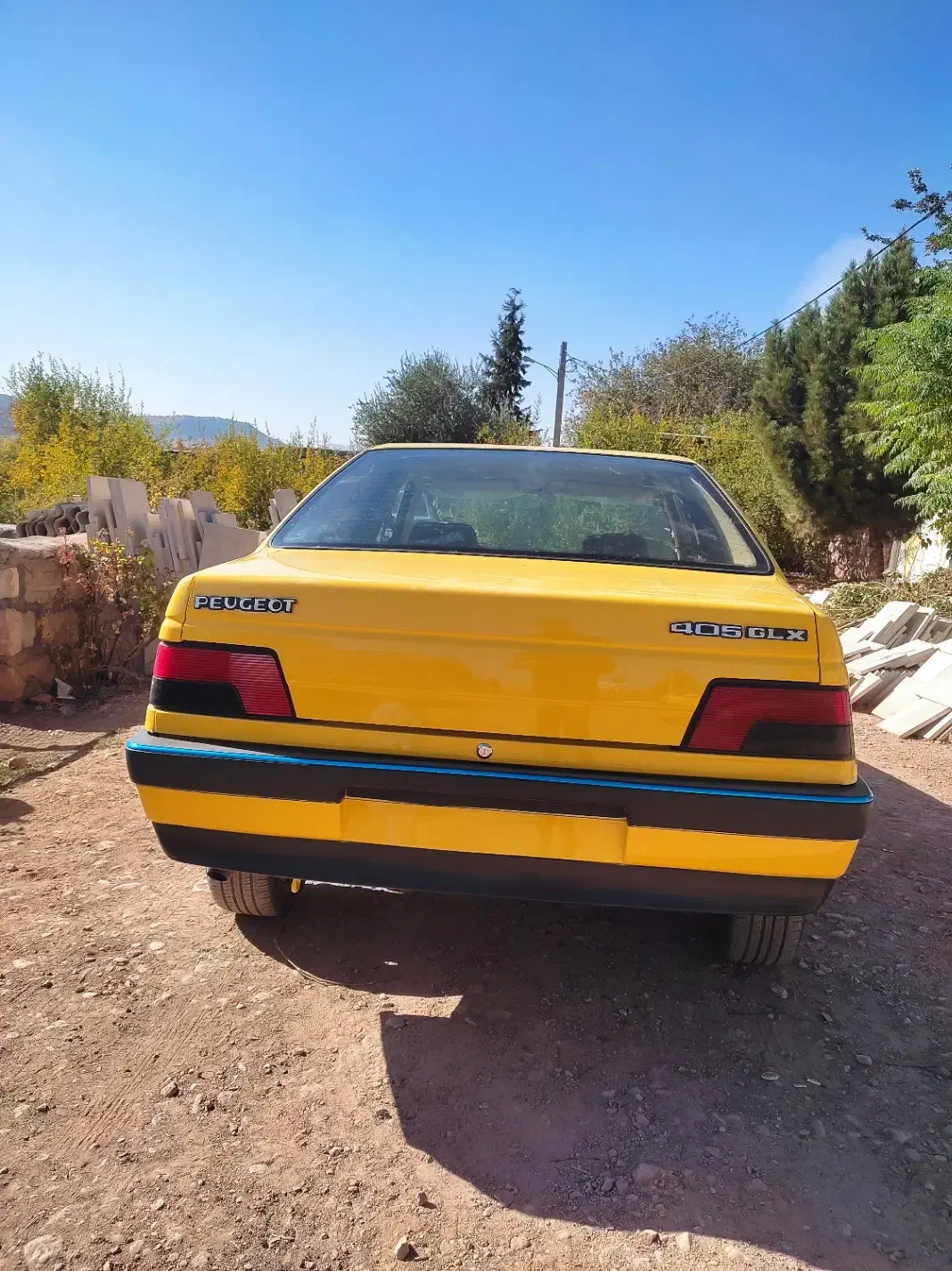 پژو ۴۰۵تاکسی|خودرو سواری و وانت|خرم‌آباد, |دیوار