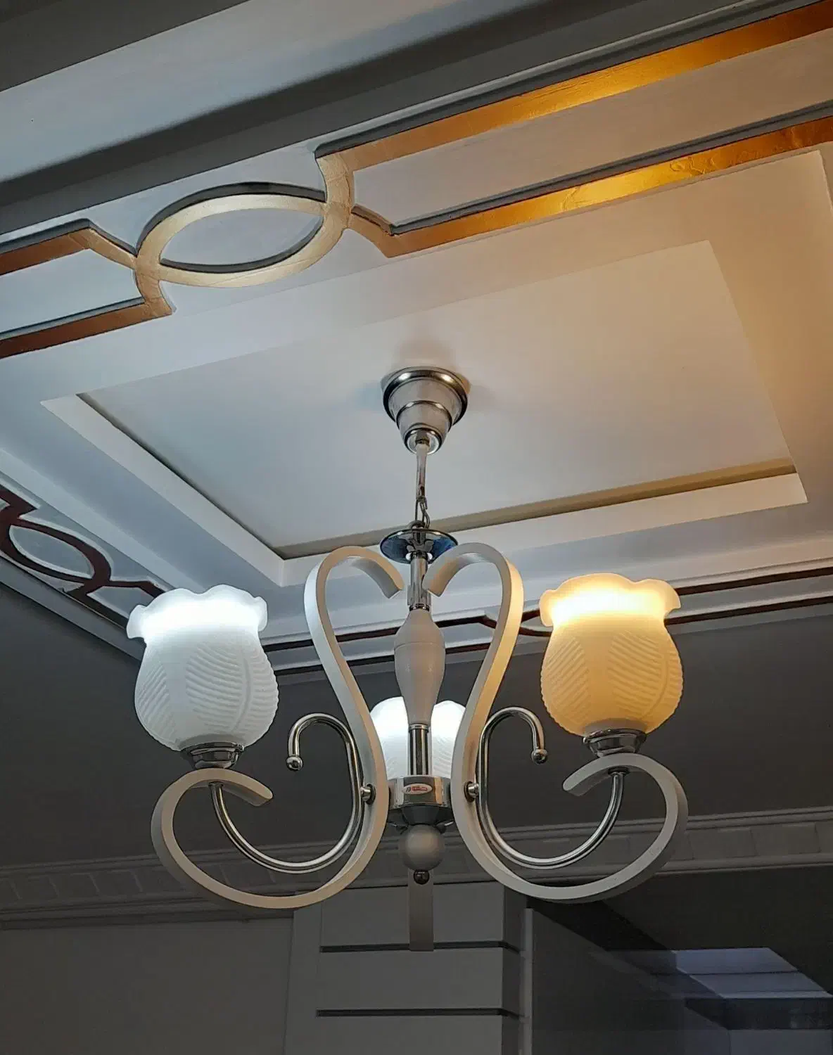 لوستر|لوستر و چراغ آویز|همدان, |دیوار