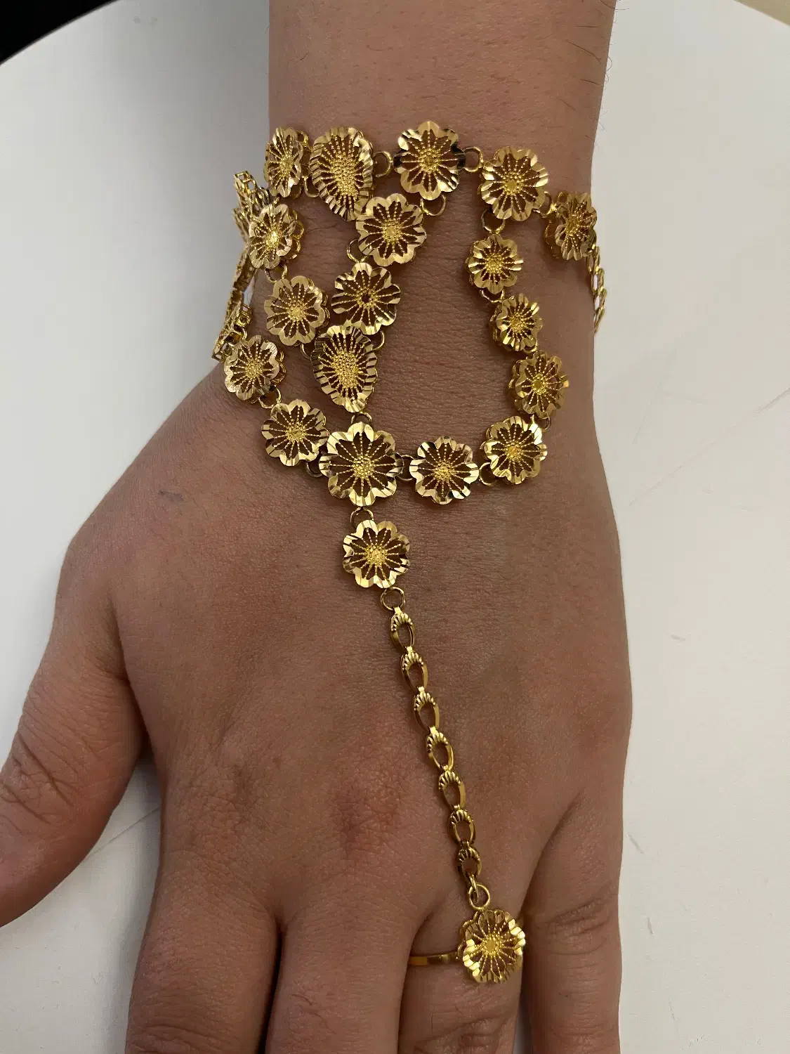 تمیمه طلا|جواهرات|اصفهان, برازنده|دیوار