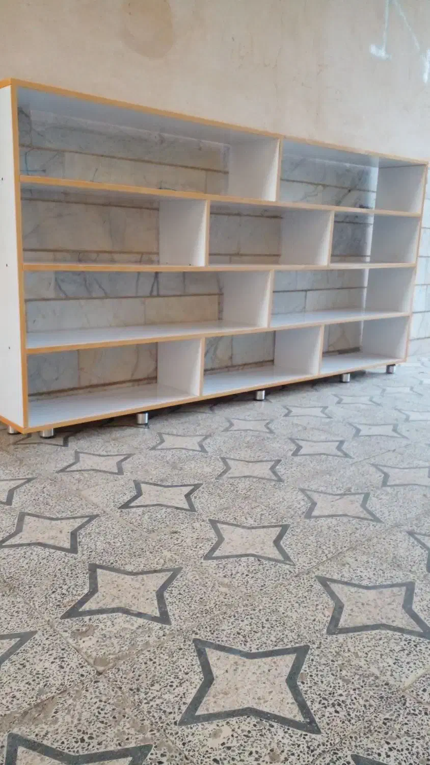 قفسه فروشگاه لباس|فروشگاه و مغازه|کلاله, |دیوار