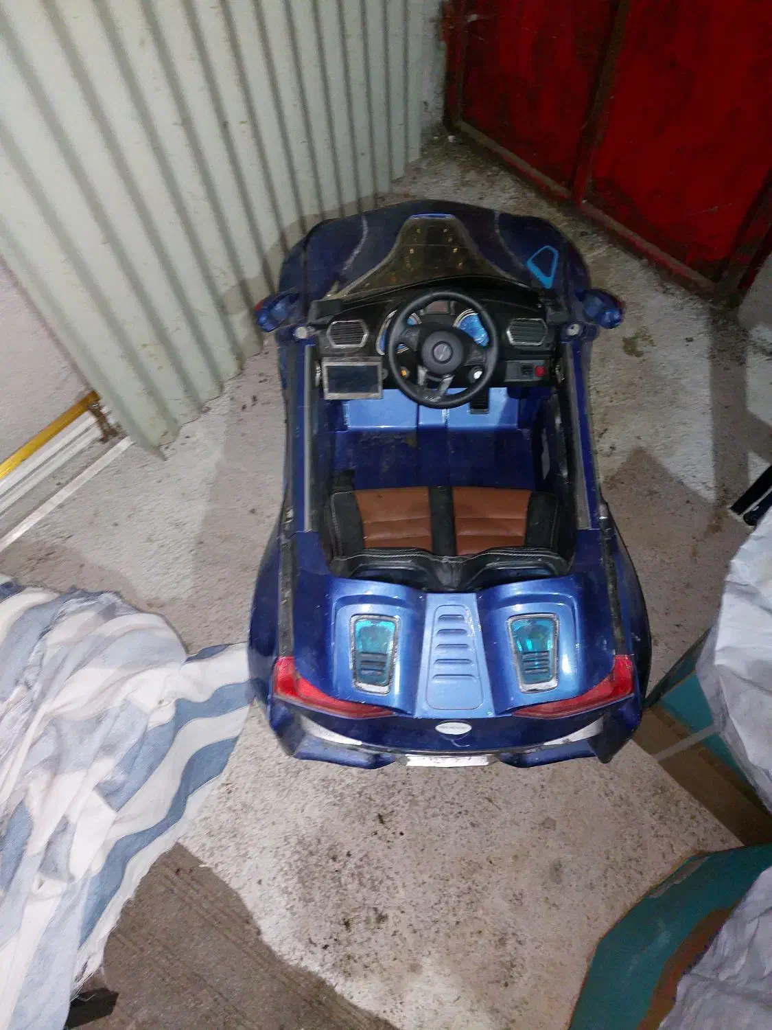 ماشین شارژی|اسباب‌‌بازی|پره‌سر, |دیوار