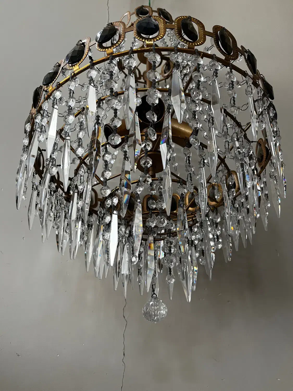 لوستر آبشاری  دو‌عدد|لوستر و چراغ آویز|ملایر, |دیوار