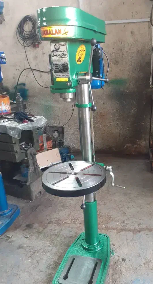 دریل ستونی تا مته 32تقریبا نو|ماشین‌آلات صنعتی|اصفهان, دستگرده|دیوار