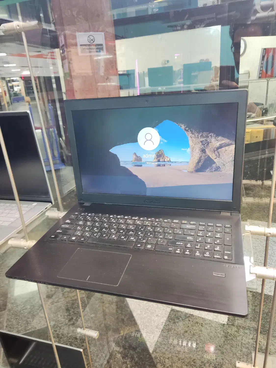 لپ تاپ اقتصادی لنوو P2530U|رایانه همراه|تهران, فلسطین (میدان انقلاب)|دیوار